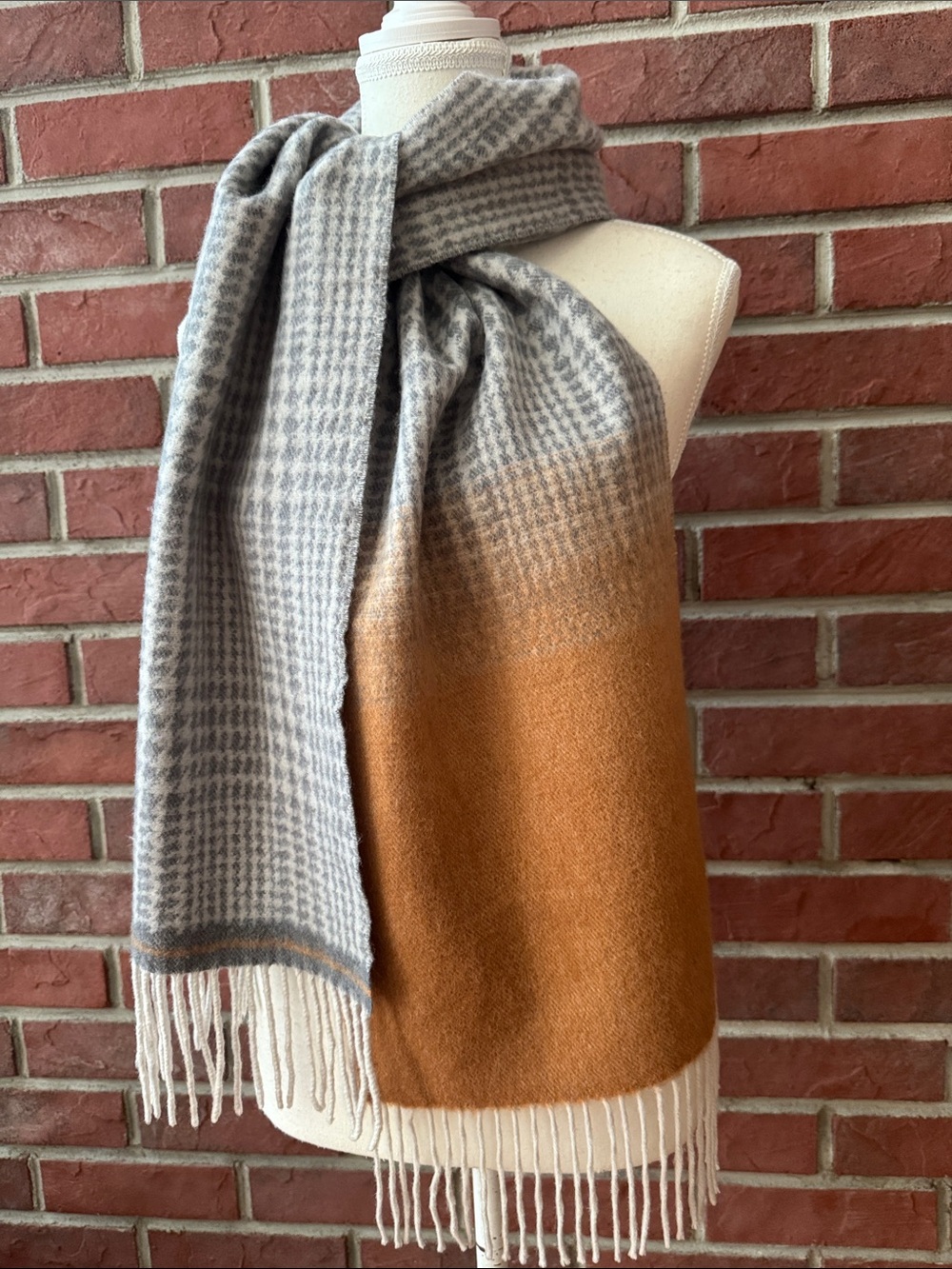 ID Menswear NY Wool & Cashmere Gradient Plaid Men's Scarf in Gray and Brown NEW
